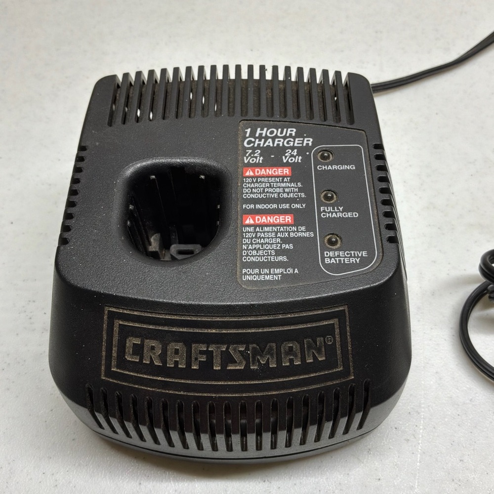 Craftsman 7.2 - 24 Volt 1 Hour Battery Charger Model 1425301 | UNTESTED
